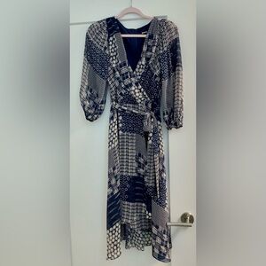 ❤️❤️❤️DKNY DRESS! VERY NICE & COMFORTABLEE!